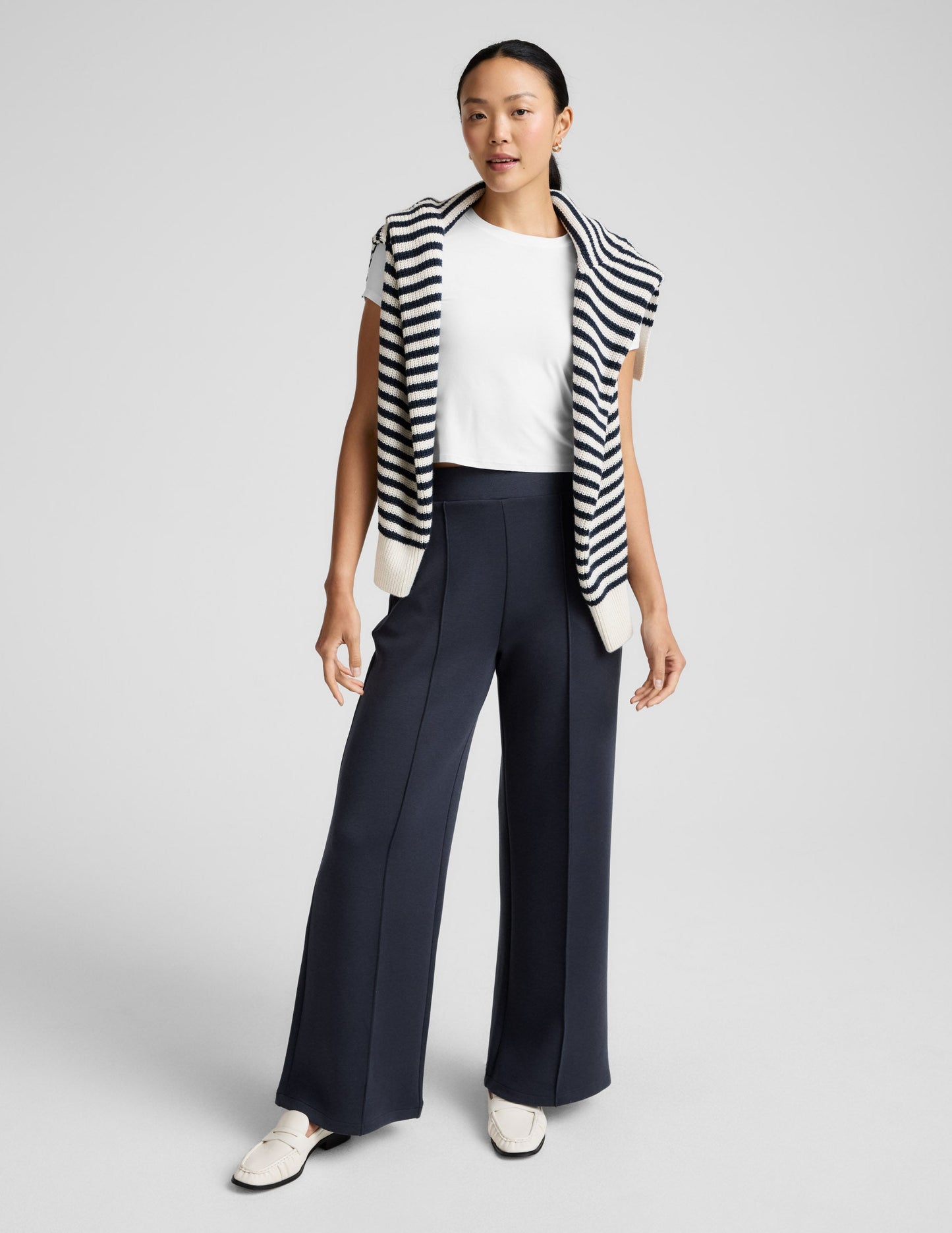 SoftSpring Wide Leg Pant 29"